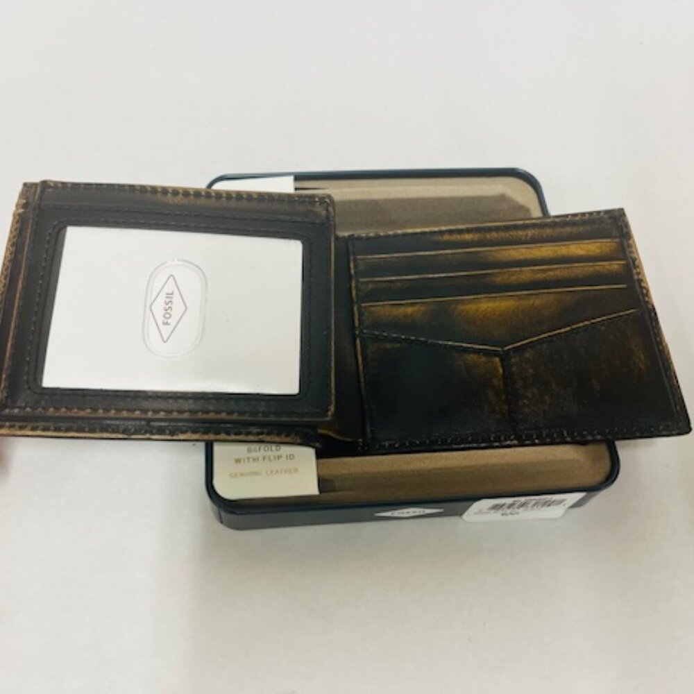 Fossil Wade Flip ID Bifold in Black ML3882001- NEW - Picture 2 of 5